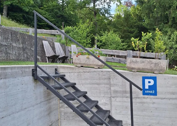 Apartma Arnez Апартаменты *